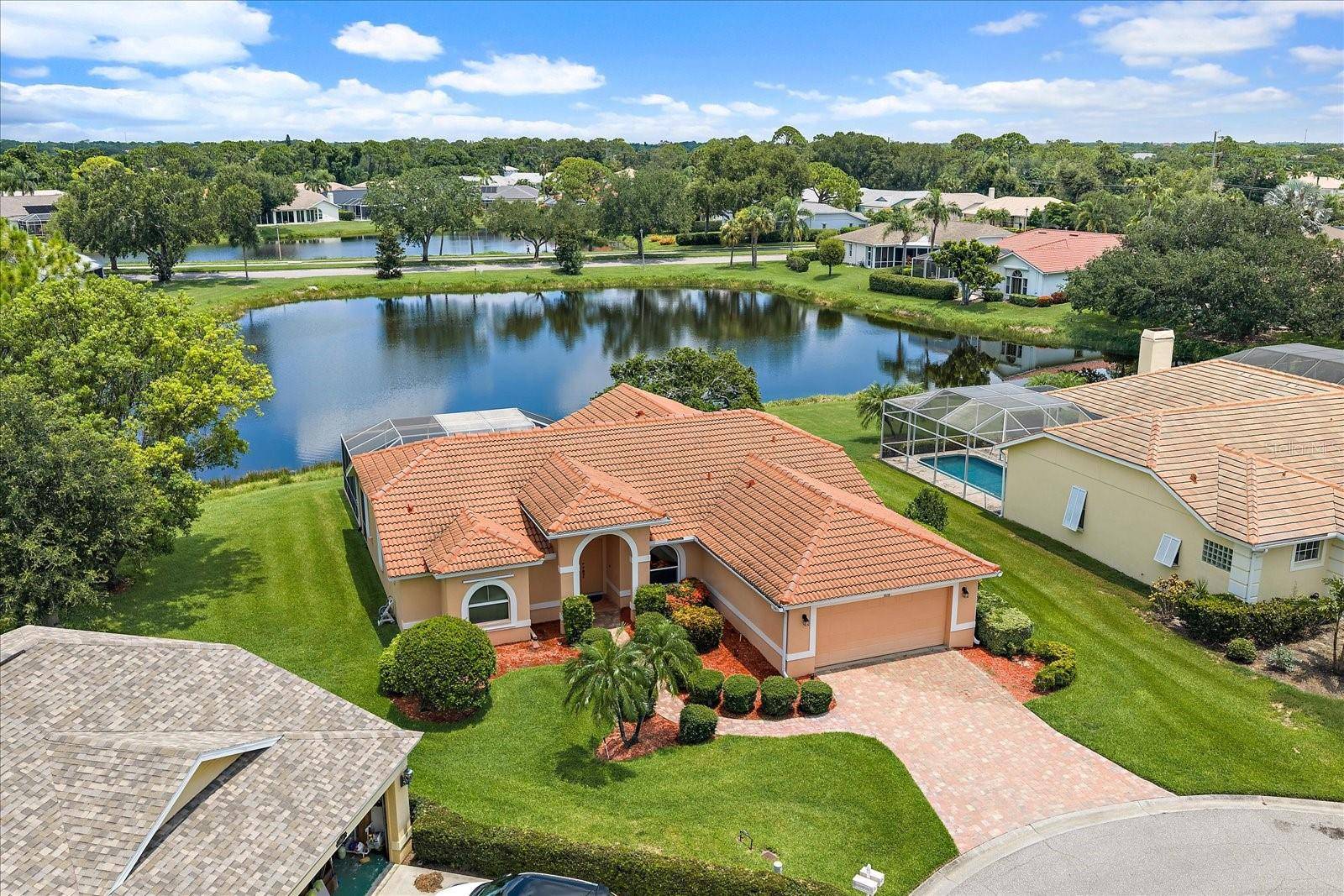 9539 HAWKSMOOR LN, Sarasota, FL 34238