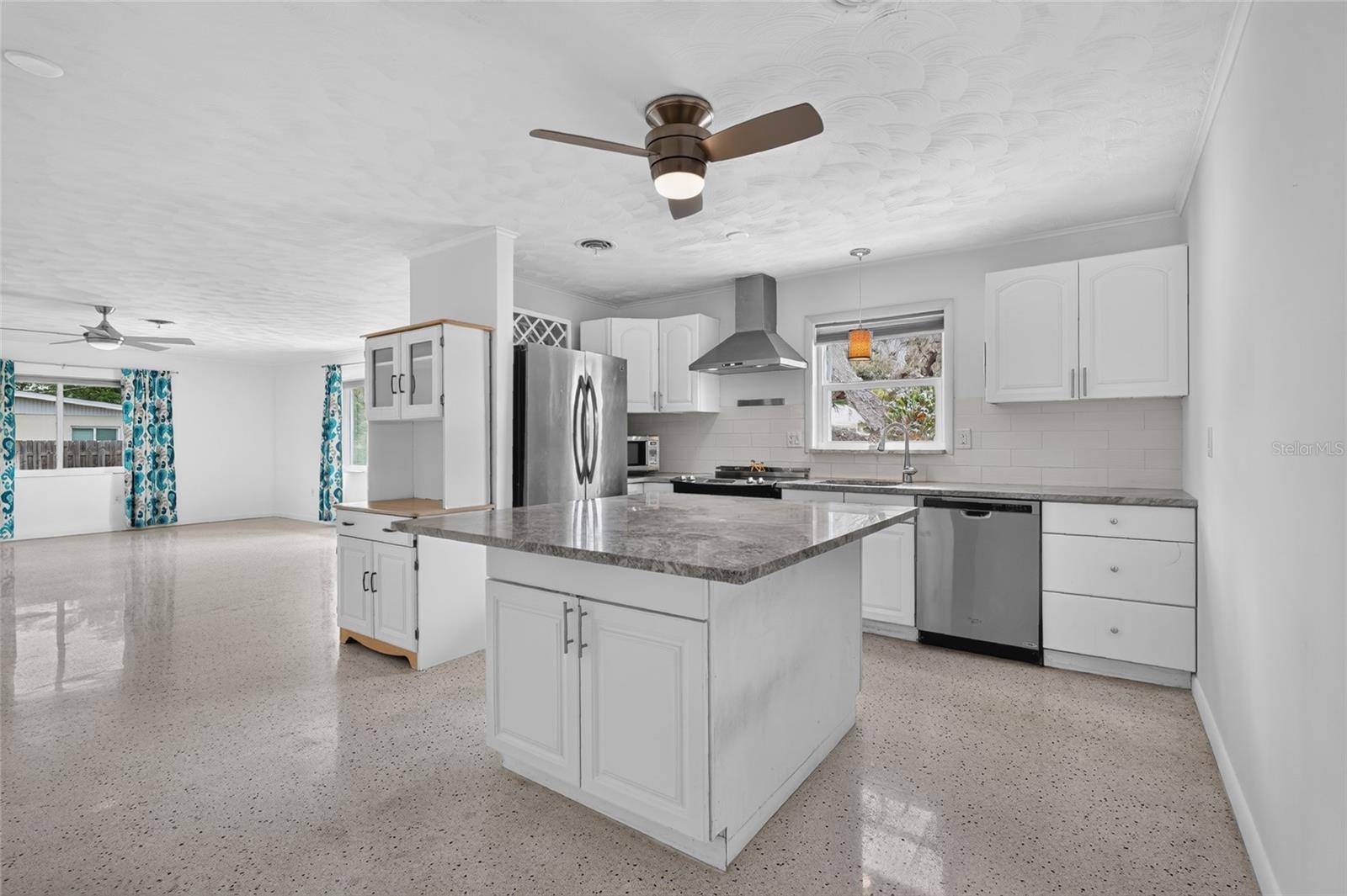 2709 MARLETTE ST, Sarasota, FL 34231
