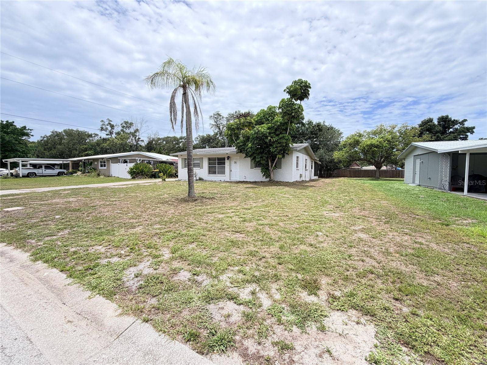 3842 HAWKEYE CIR, Sarasota, FL 34232