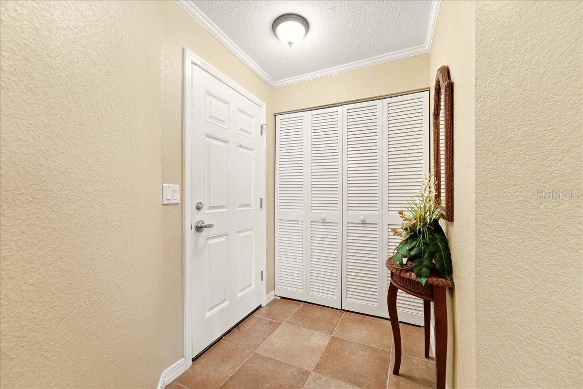 2600 GULF DR N #30, Bradenton Beach, FL 34217