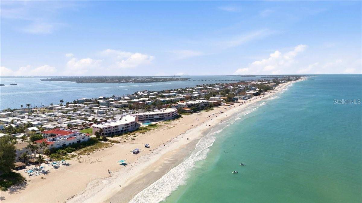 2600 GULF DR N #30, Bradenton Beach, FL 34217