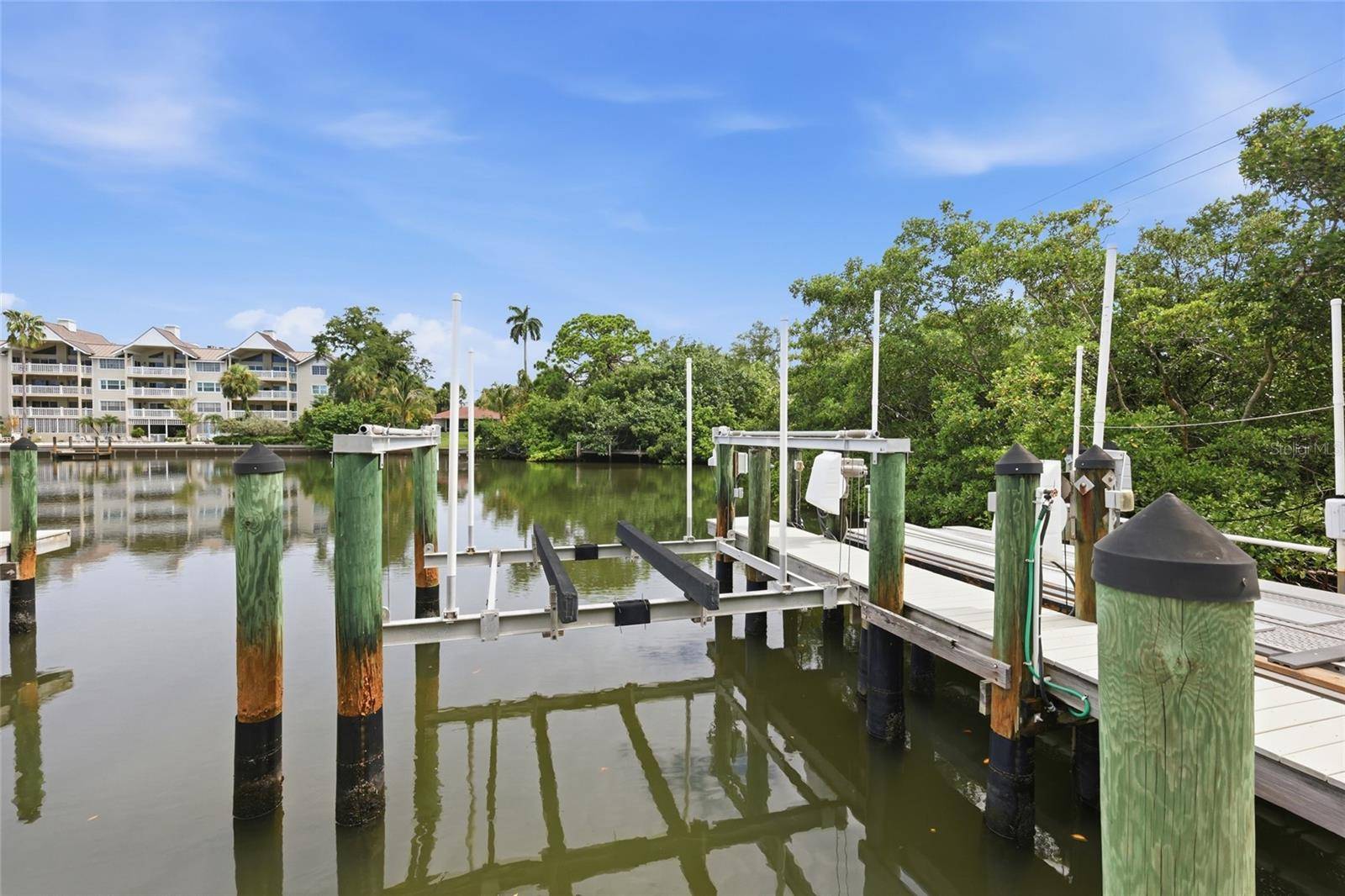 1798 LINCOLN PARK CIR, Sarasota, FL 34236