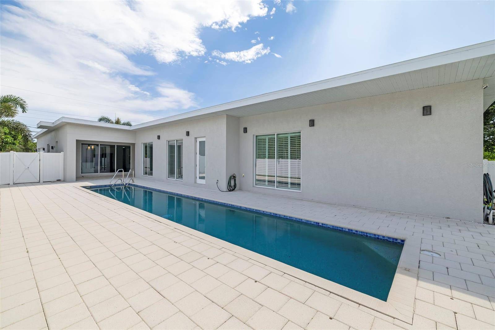 4524 RIVERWOOD AVE, Sarasota, FL 34231