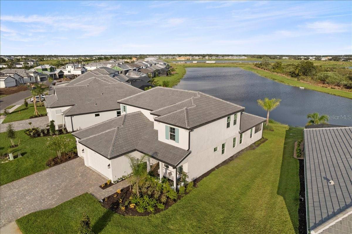 17703 SAVORY MIST CIR, Lakewood Ranch, FL 34211