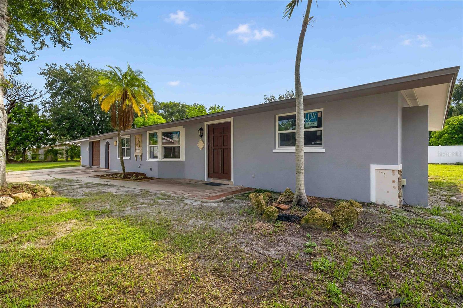 4734 DELMONTE AVE, Sarasota, FL 34235