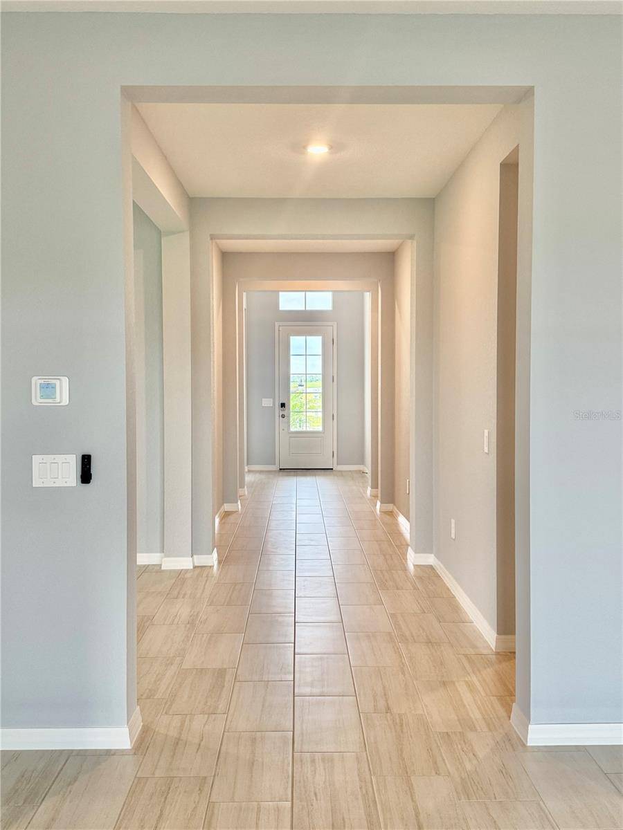 19227 SCALLOP LOOP, Lakewood Ranch, FL 34211