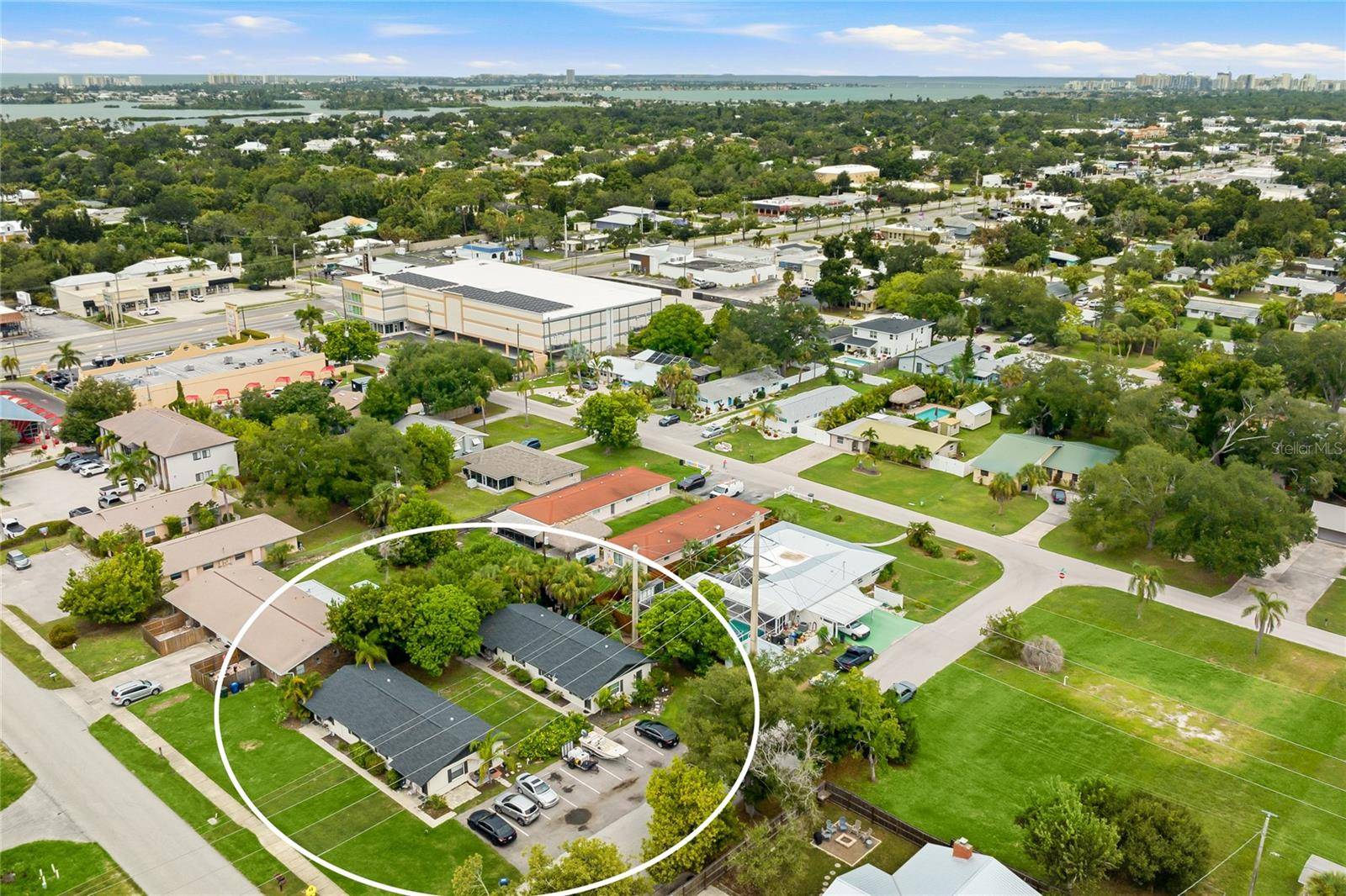2047 & 2051 FIESTA DR, Sarasota, FL 34231