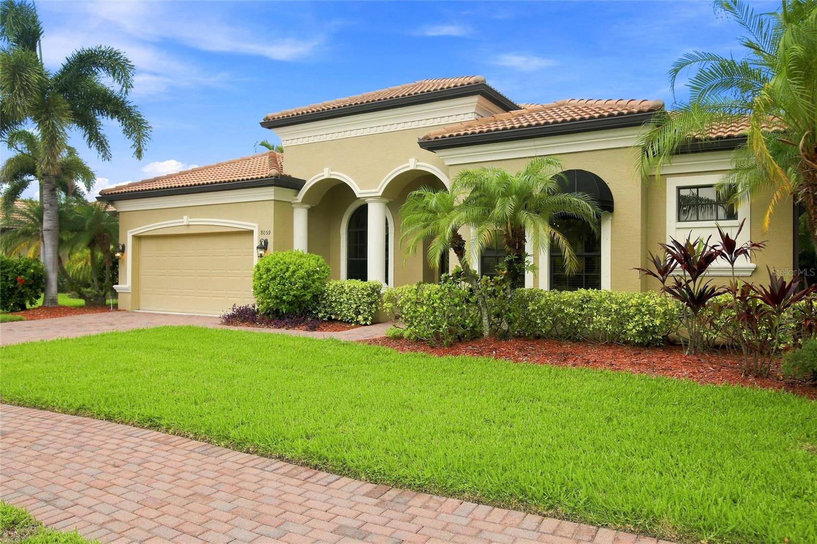 8059 36TH STREET CIR E, Sarasota, FL 34243