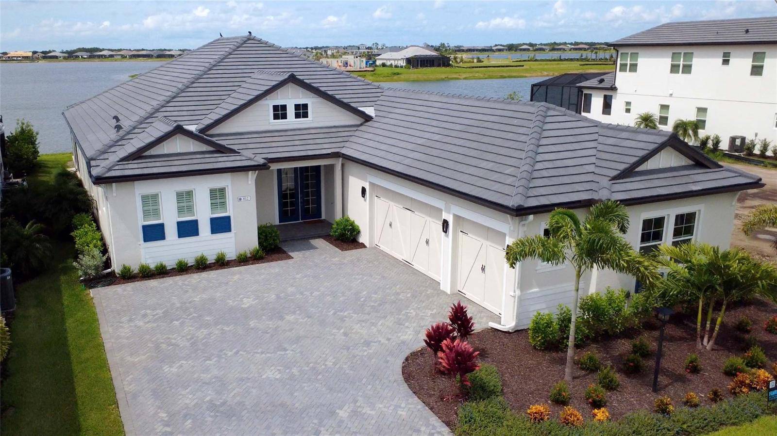 812 BLUE SHELL LOOP, Sarasota, FL 34240
