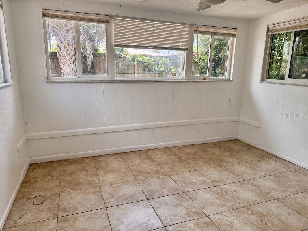 4338 BEACON SQUARE DR, Holiday, FL 34691