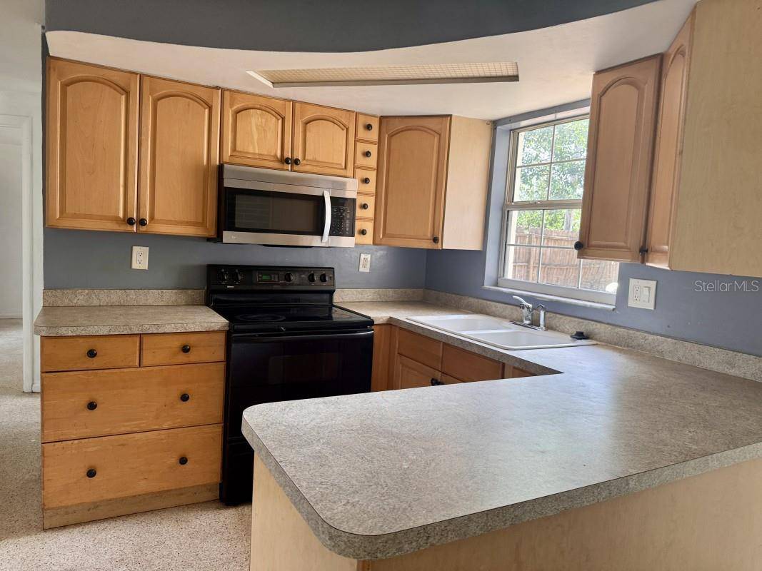 4338 BEACON SQUARE DR, Holiday, FL 34691