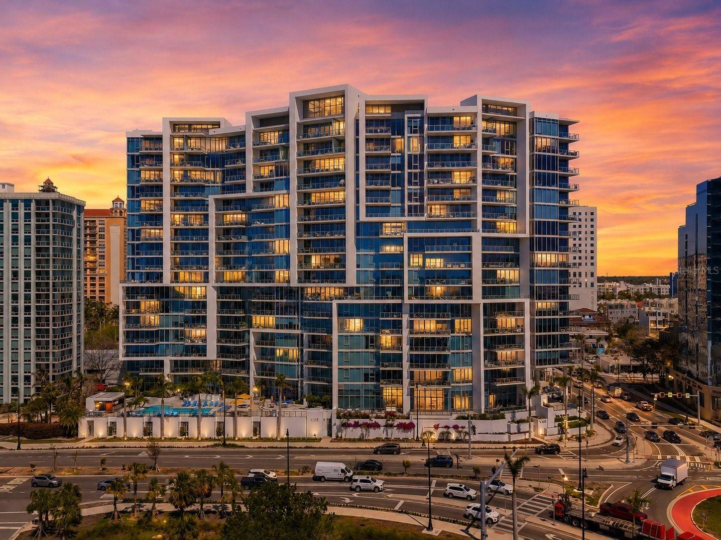1155 N GULFSTREAM AVE #807, Sarasota, FL 34236