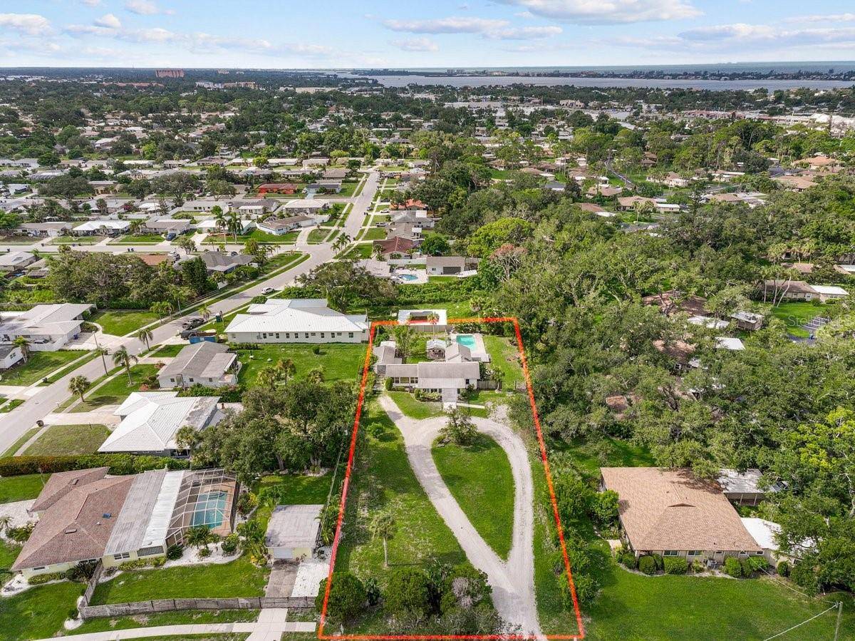 2404 BISPHAM RD, Sarasota, FL 34231