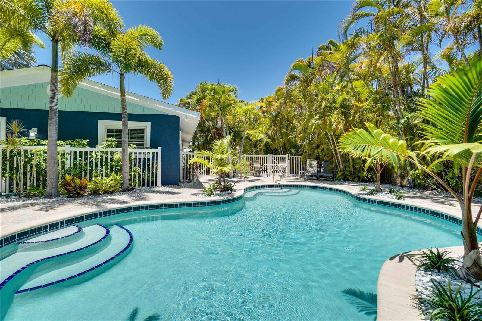 76 N SHORE DR, Anna Maria, FL 34216