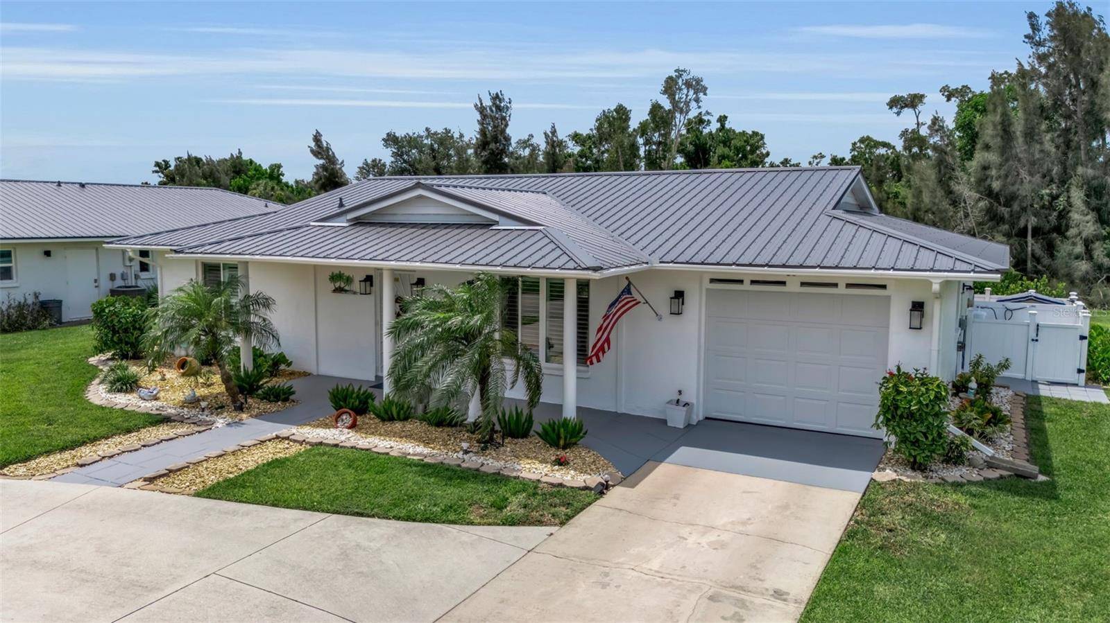 720 S GONDOLA DR, Venice, FL 34293