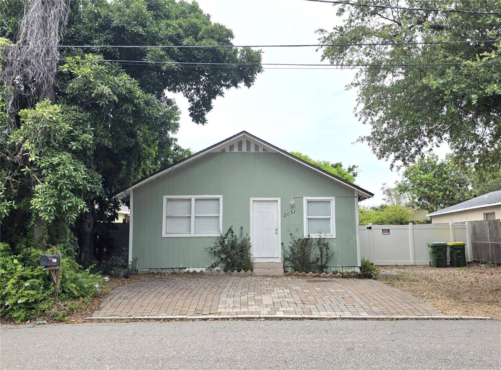 2031 4TH ST, Sarasota, FL 34237