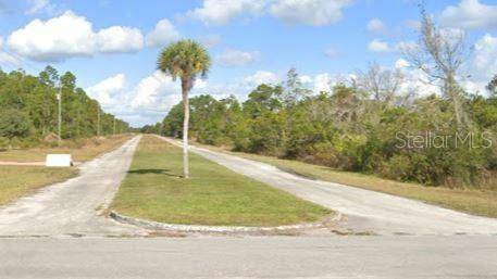 419 CAMELLIA DR, Indian Lake Estates, FL 33855