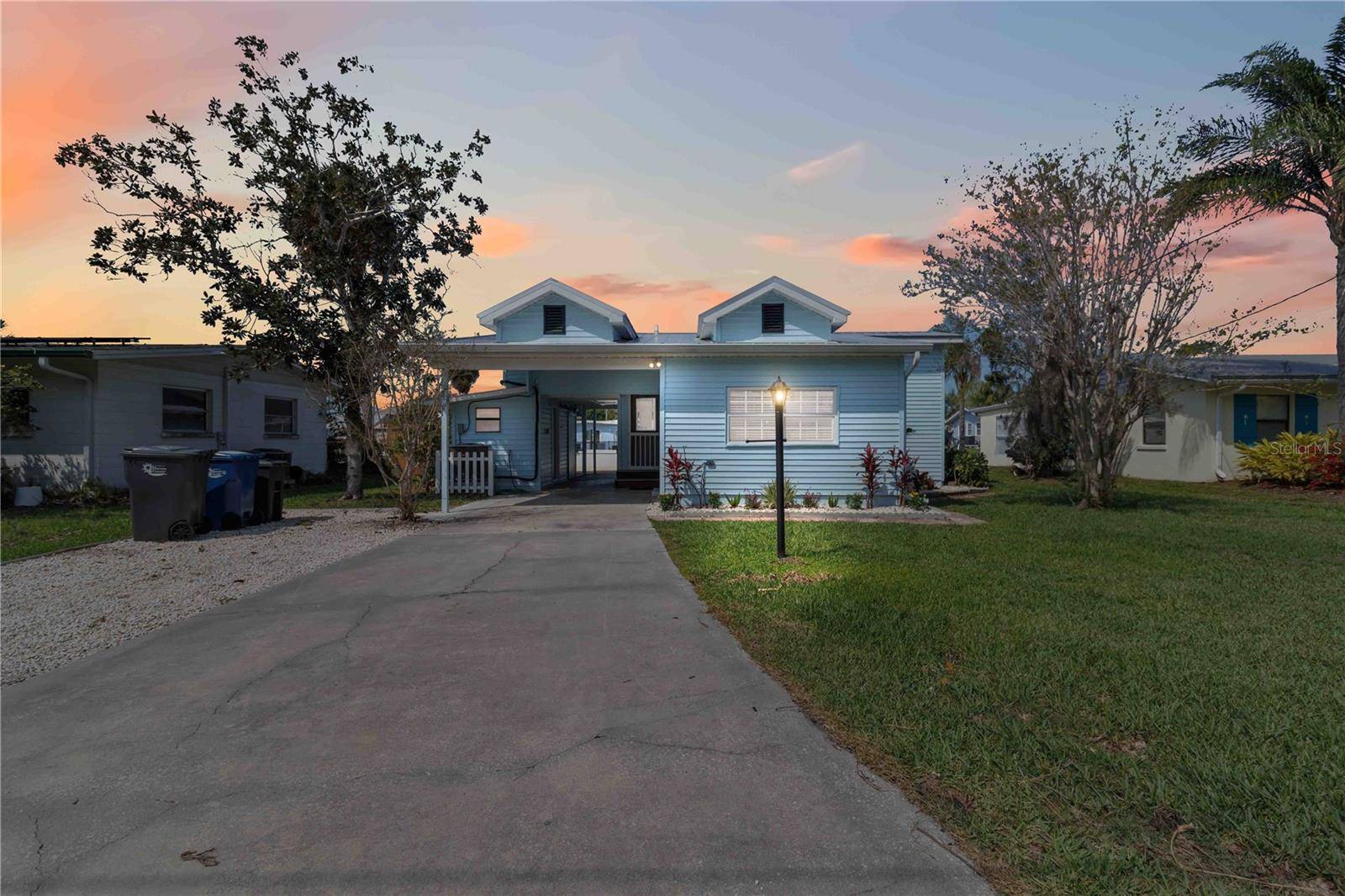 607 MANATEE AVE, Ellenton, FL 34222