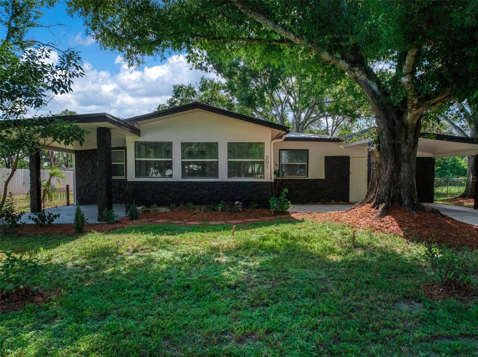 201 BROOKS RD, Frostproof, FL 33843