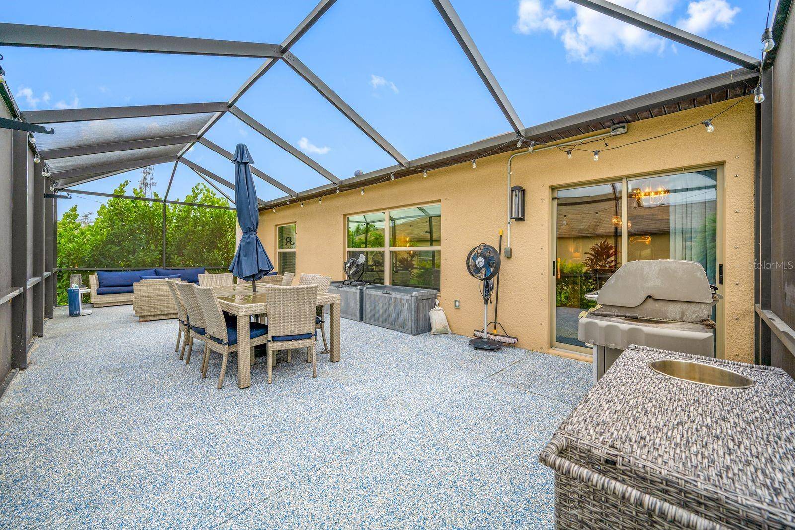 6022 TREMEZA PL, Palmetto, FL 34221