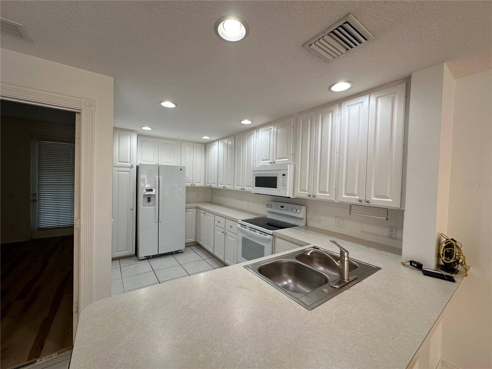 7776 ANDORA DR, Sarasota, FL 34238