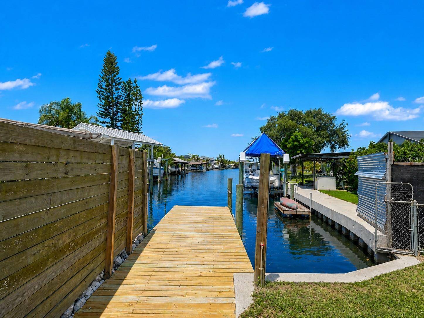 802 WHITE HERON BLVD, Ruskin, FL 33570