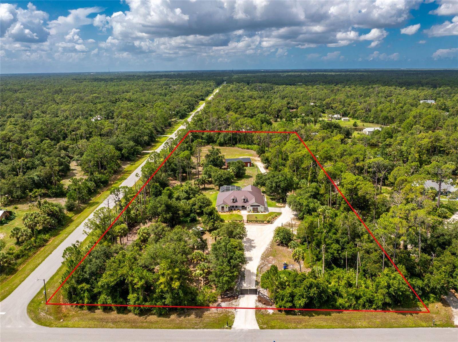 8007 ESTATES DR, North Port, FL 34291