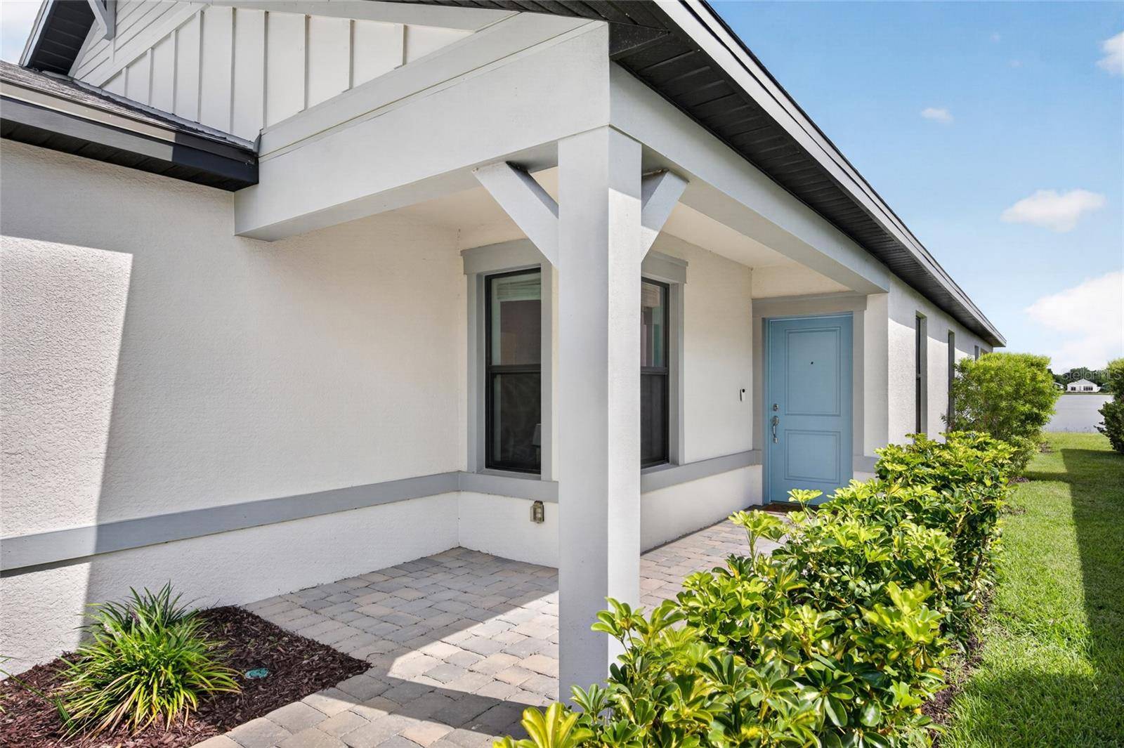 6492 SILVERSTAR DR, Sarasota, FL 34240