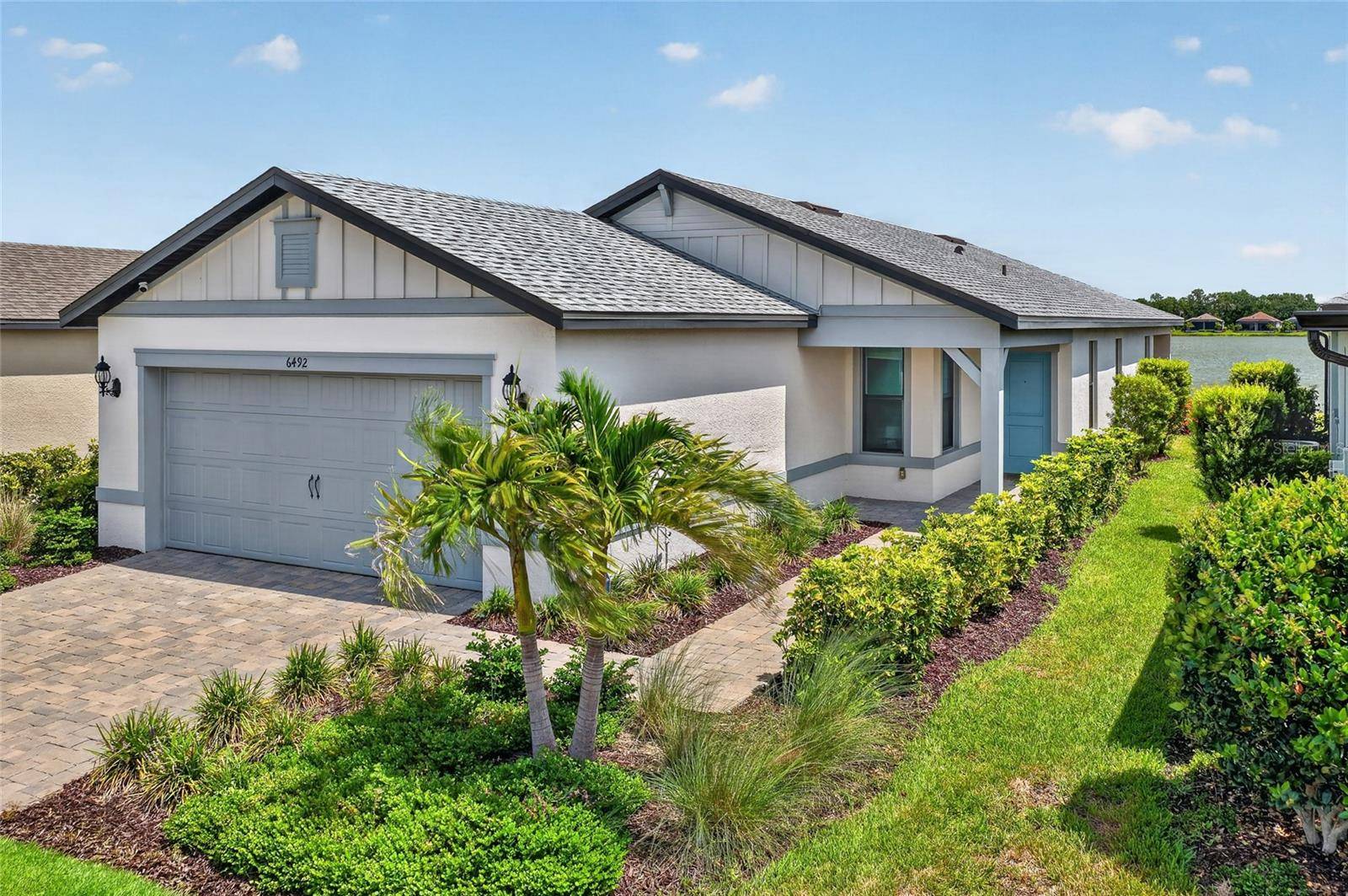 6492 SILVERSTAR DR, Sarasota, FL 34240