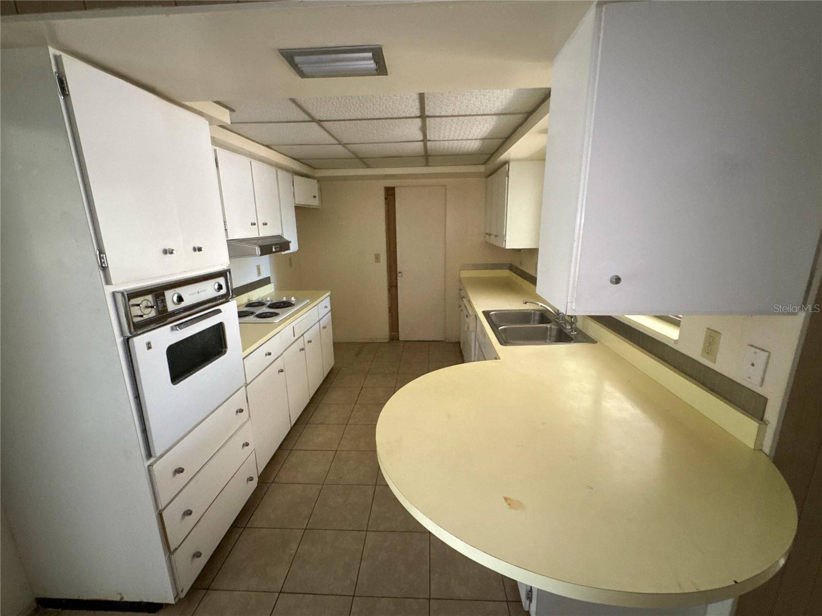 3234 DANTE DR, Sarasota, FL 34235