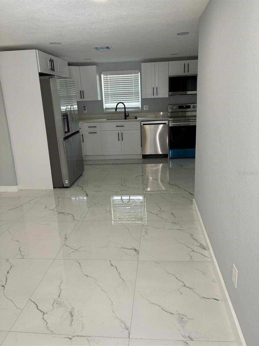 8290 OSPREY RD, Englewood, FL 34224