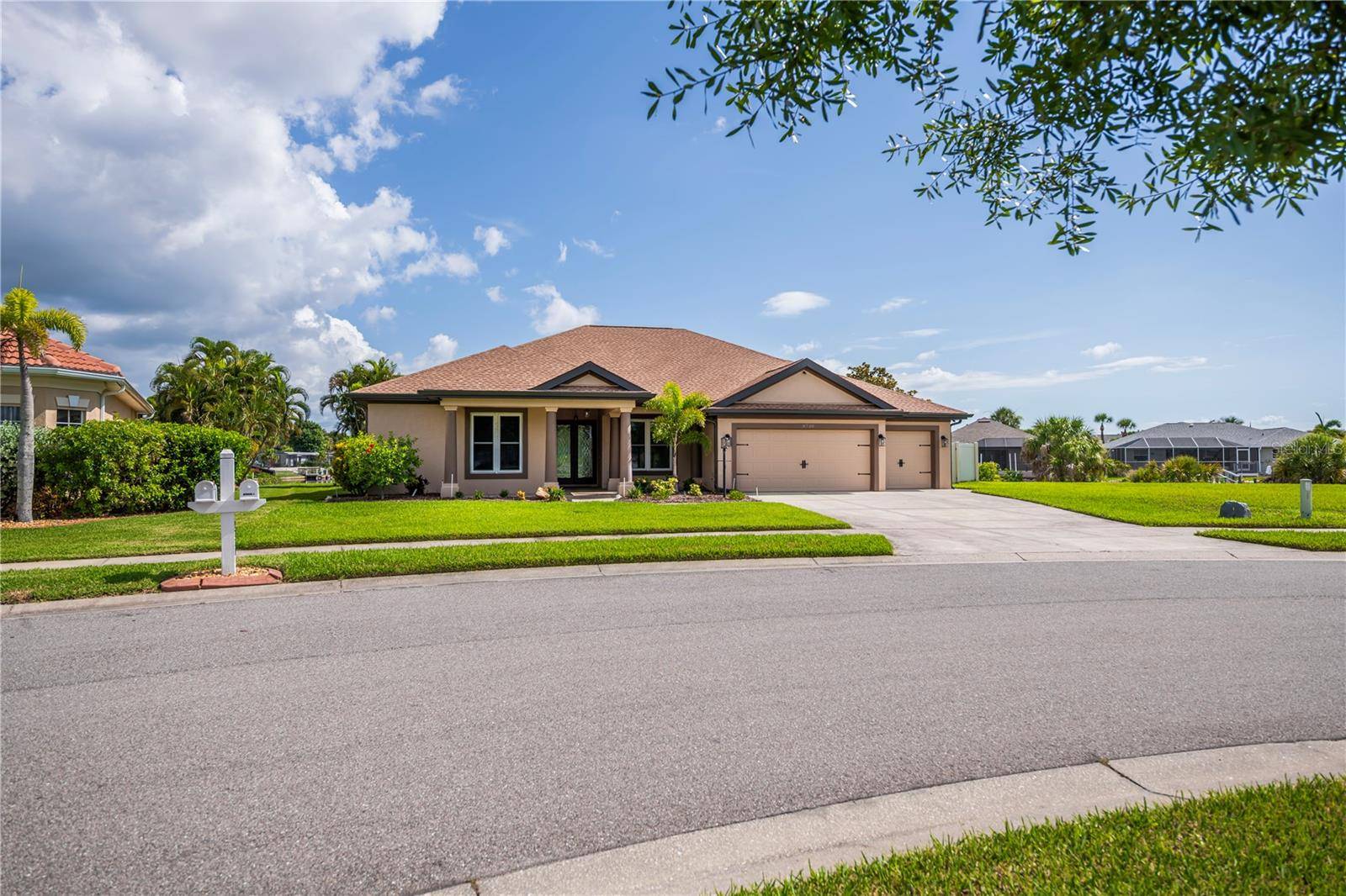 8730 MYSTIC CIR, North Port, FL 34287