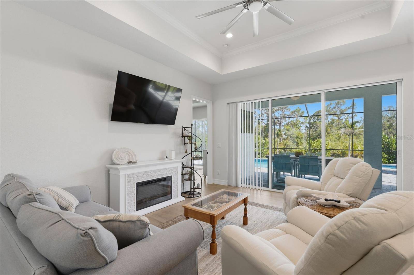 109 FLOWER RD, Rotonda West, FL 33947