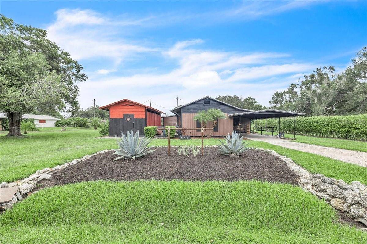 915 E CHARLES ST, Arcadia, FL 34266