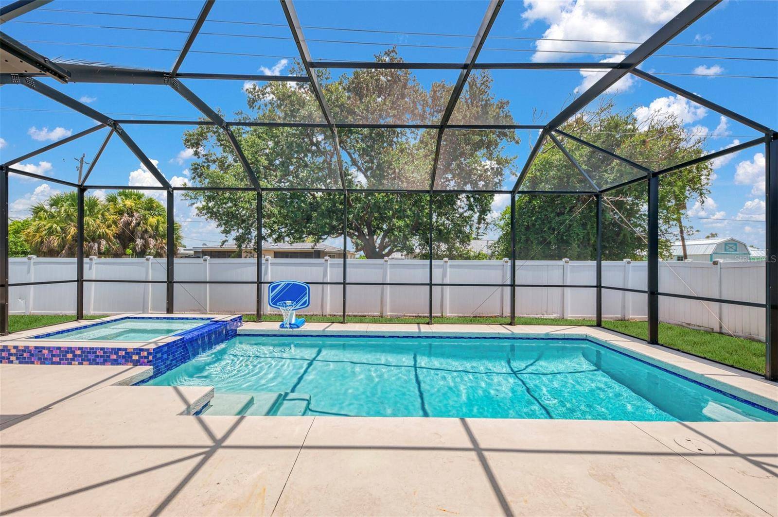 4327 MANFIELD DR, Venice, FL 34293