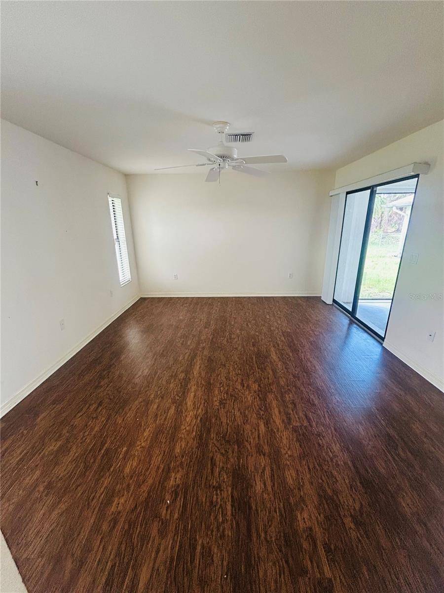 304 PINE GLEN CT, Englewood, FL 34223