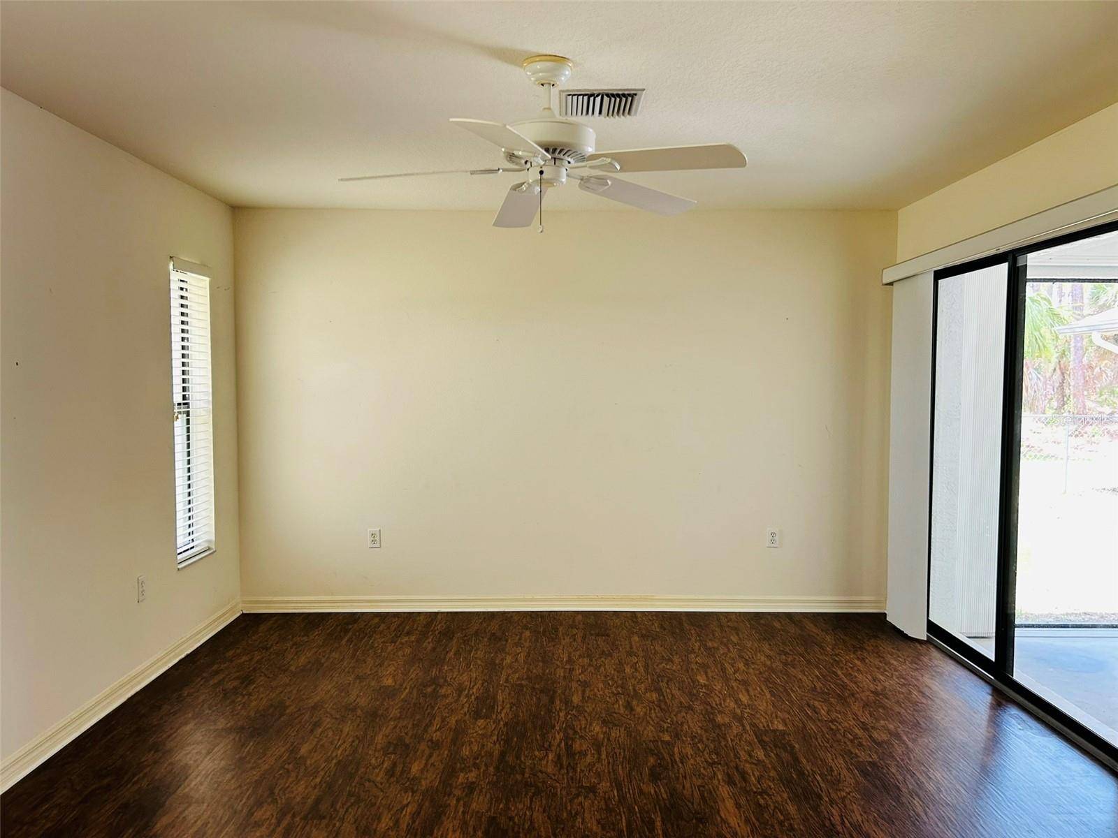 304 PINE GLEN CT, Englewood, FL 34223