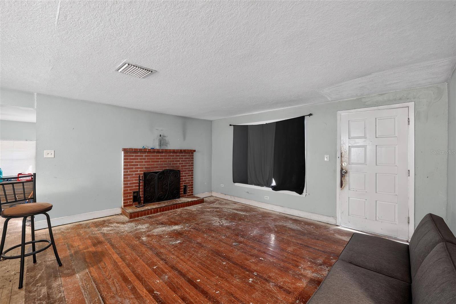 10109 MAIN ST, Thonotosassa, FL 33592
