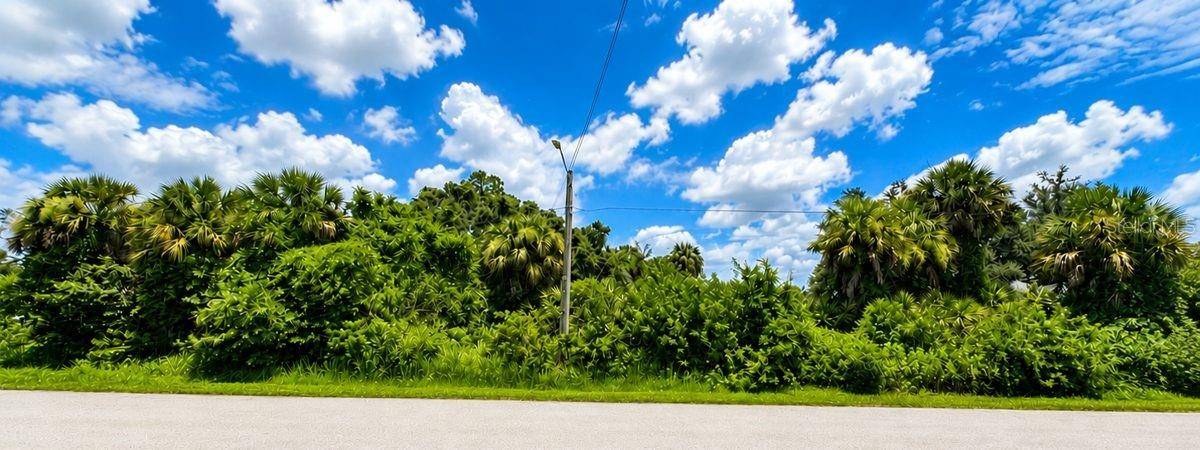 Lot 17 & 18 TUPELO AVE, North Port, FL 34286