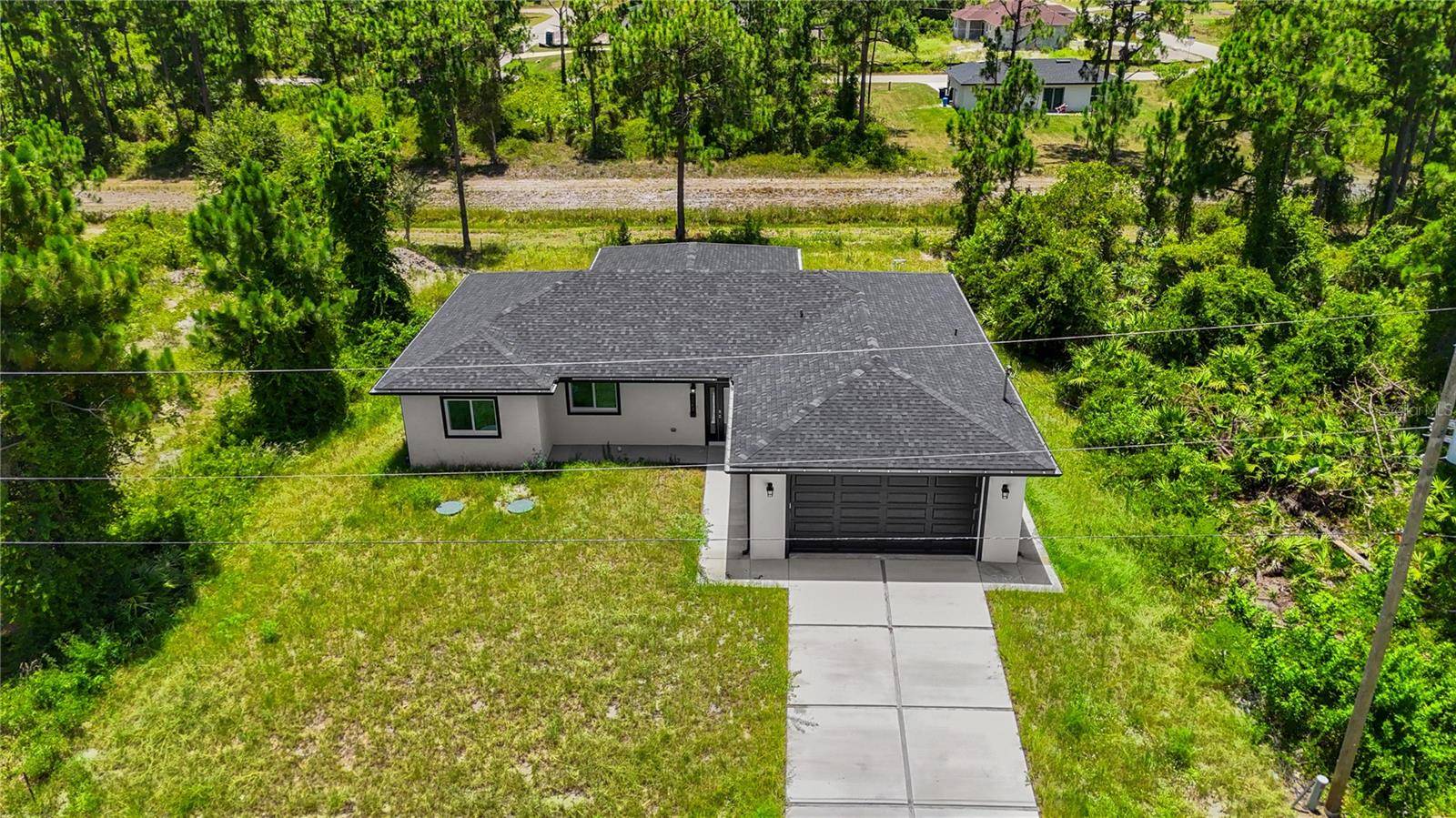 1142 DUTCHESS ST E, Lehigh Acres, FL 33974