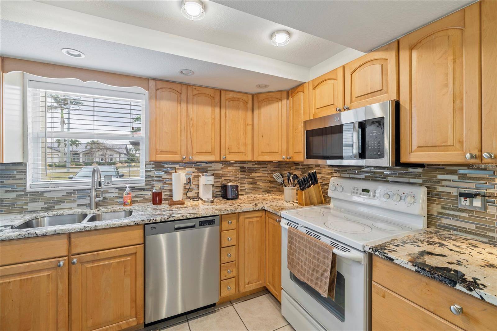 311 GARVIN ST #411B, Punta Gorda, FL 33950