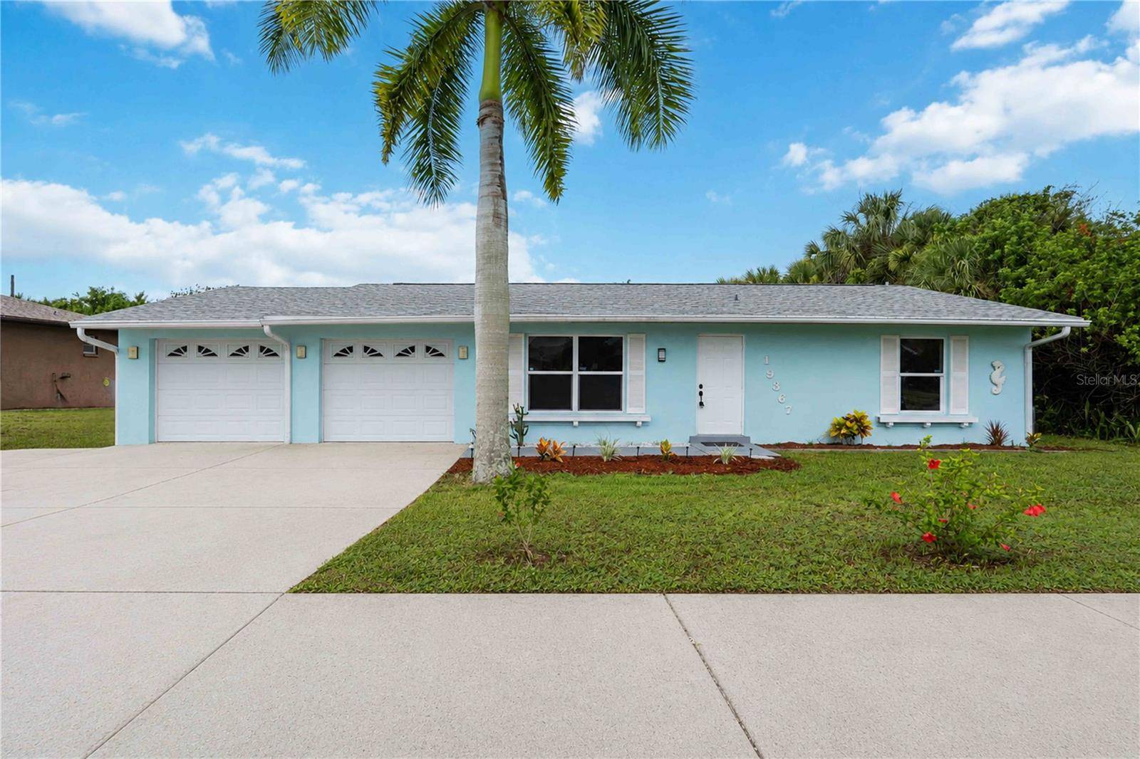 19367 EDGEWATER DR, Port Charlotte, FL 33948