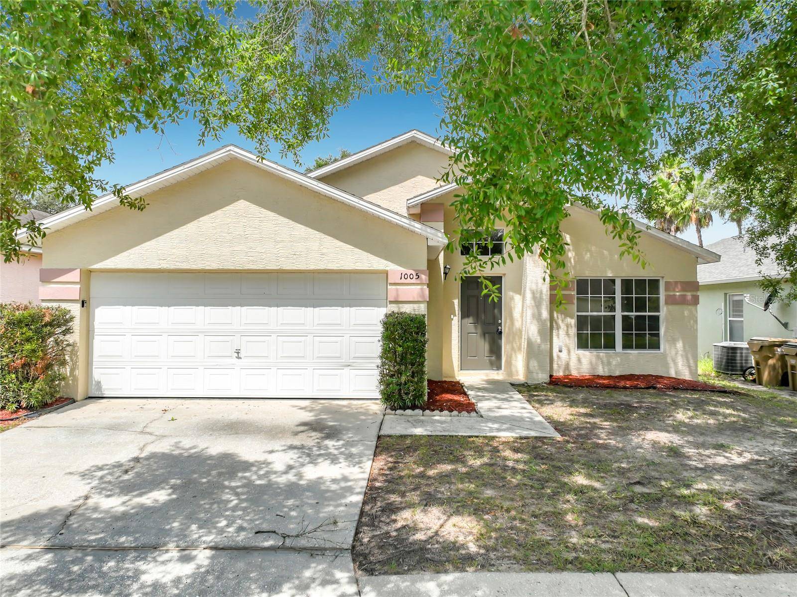 1005 WINDING WATER WAY, Clermont, FL 34714