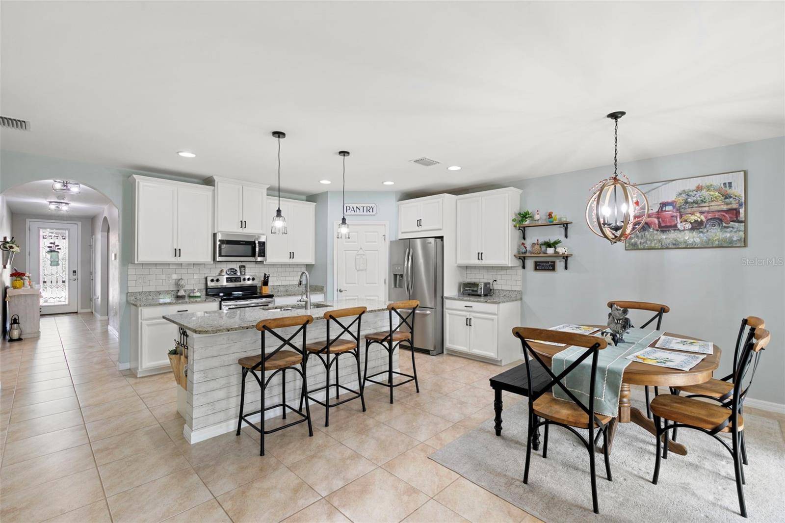 3215 BIRCHIN LN, Fort Myers, FL 33916