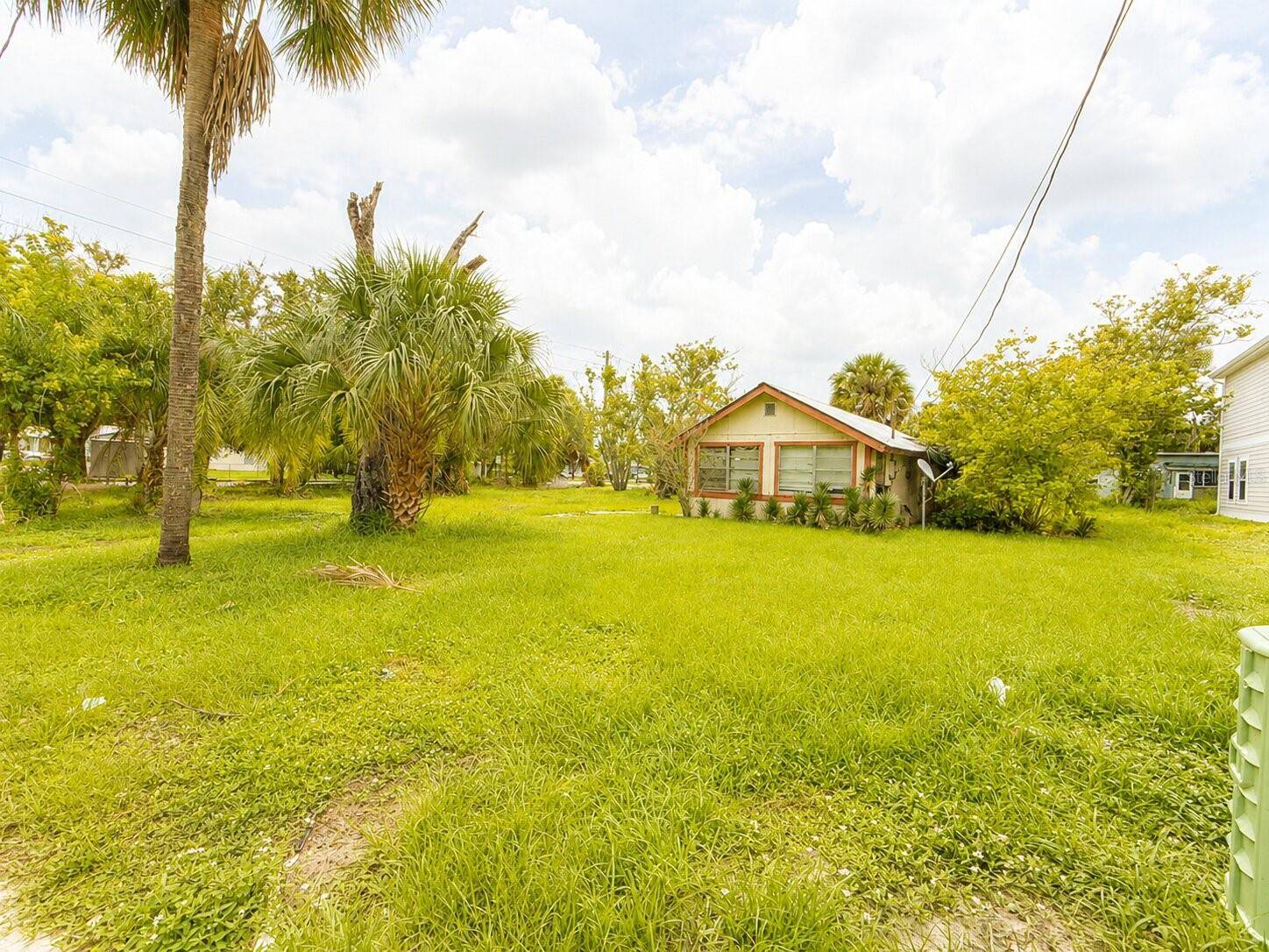 207 S LEE AVE, Arcadia, FL 34266