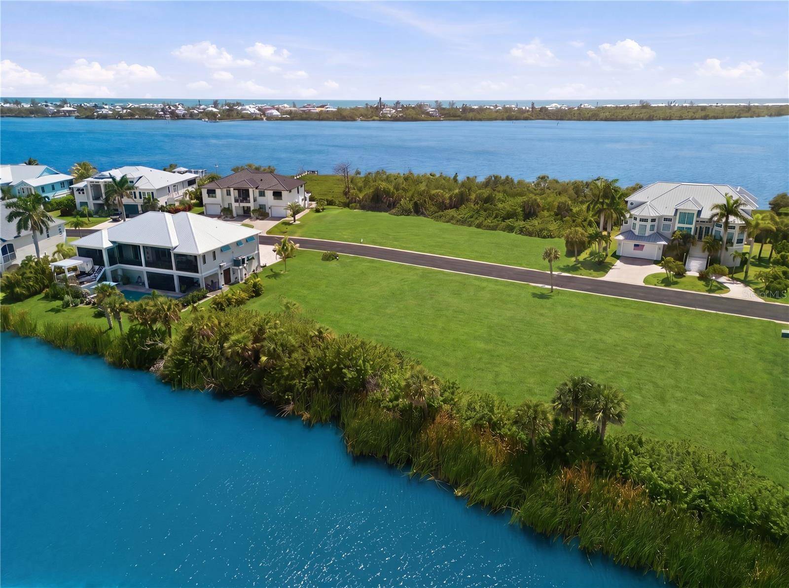 10000 EAGLE PRESERVE DR, Englewood, FL 34224
