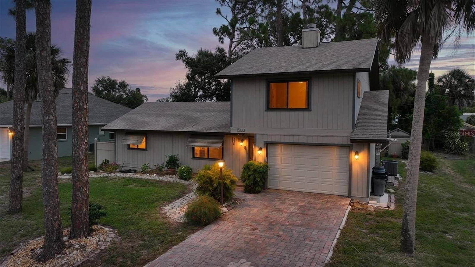 2631 FIESTA DR, Venice, FL 34293