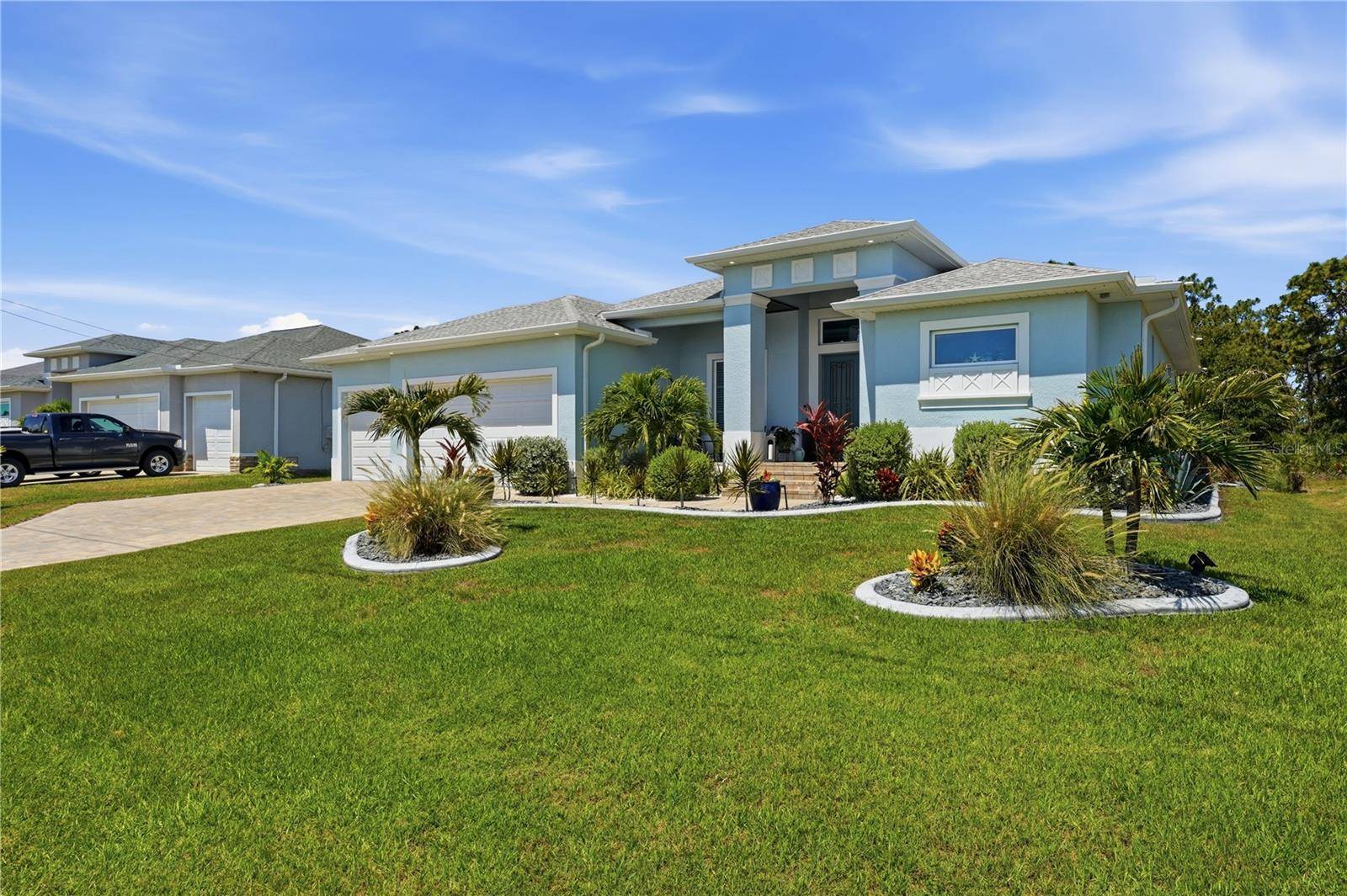 143 LONG MEADOW LN, Rotonda West, FL 33947