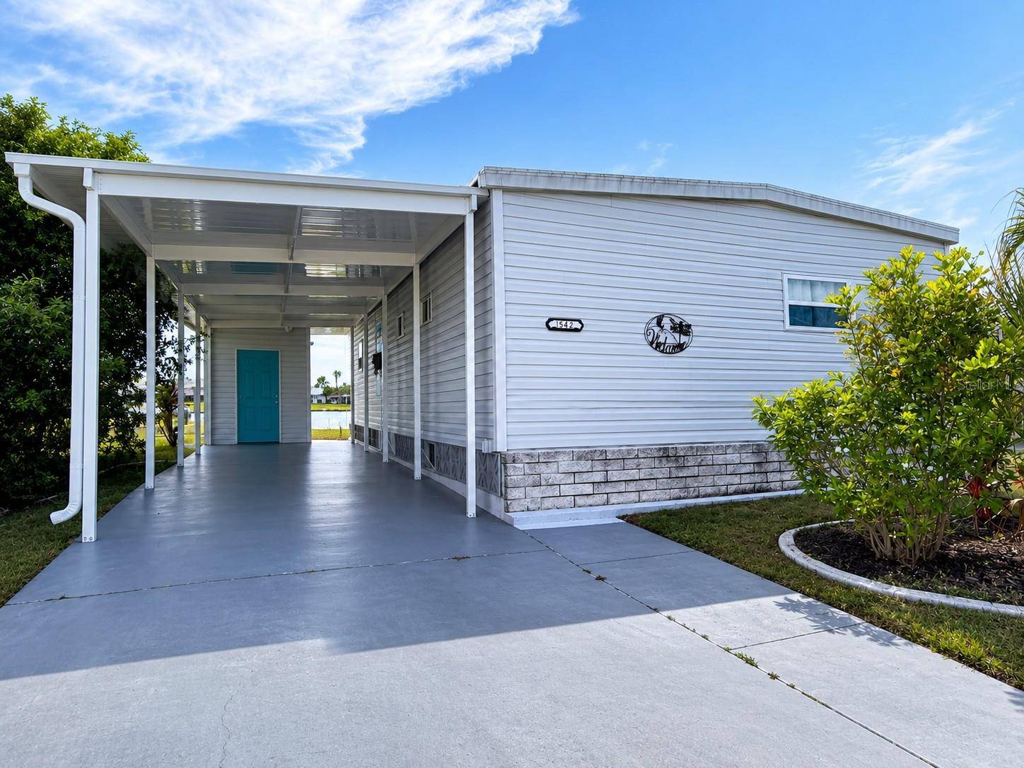 542 TAMPICO DR, North Port, FL 34287