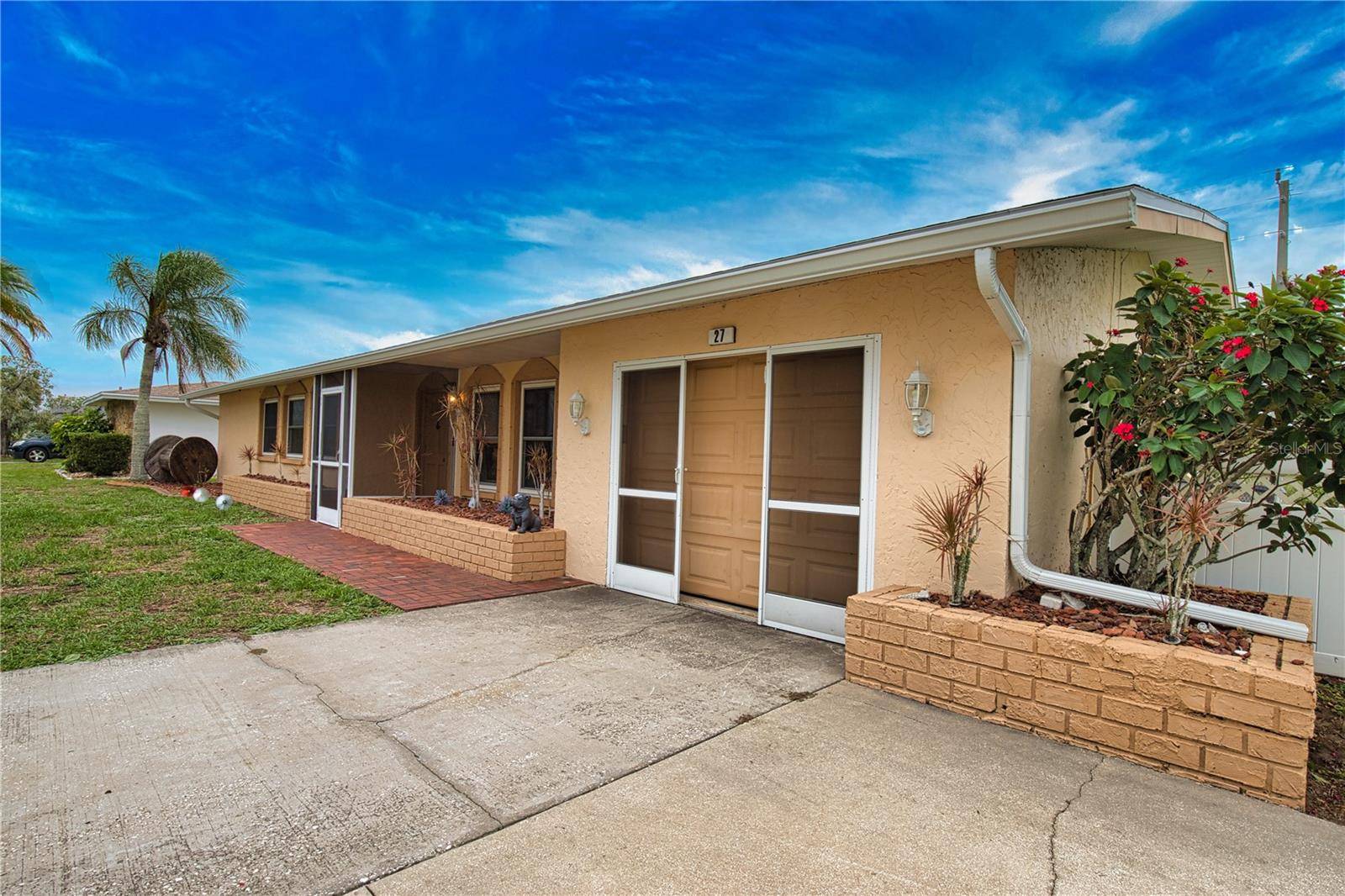 27 ANNAPOLIS LN, Rotonda West, FL 33947